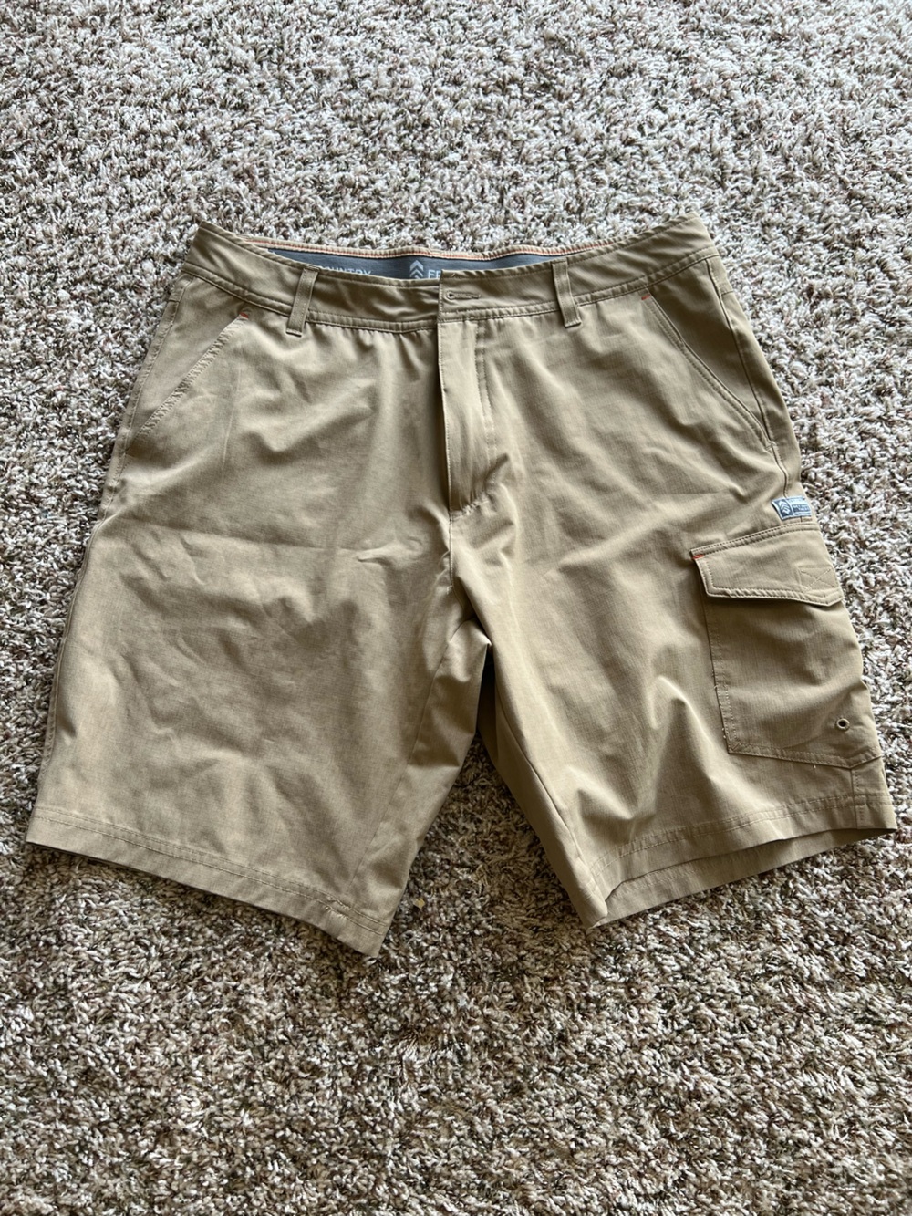 Men's Tan Cargo Shorts